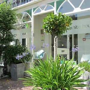 The White House Guest house