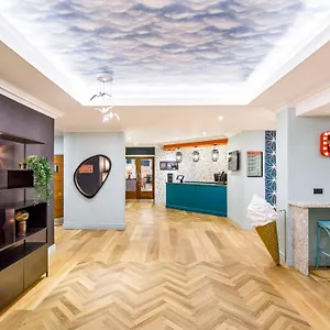 **** Hotel Ibis Styles United Kingdom